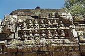 Ta Prohm temple - sculpted fronton 
